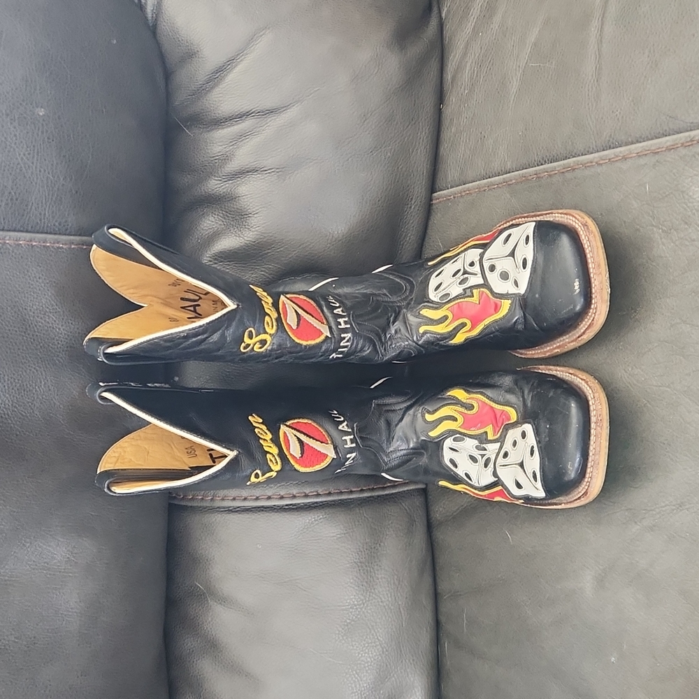 Tin haul boots